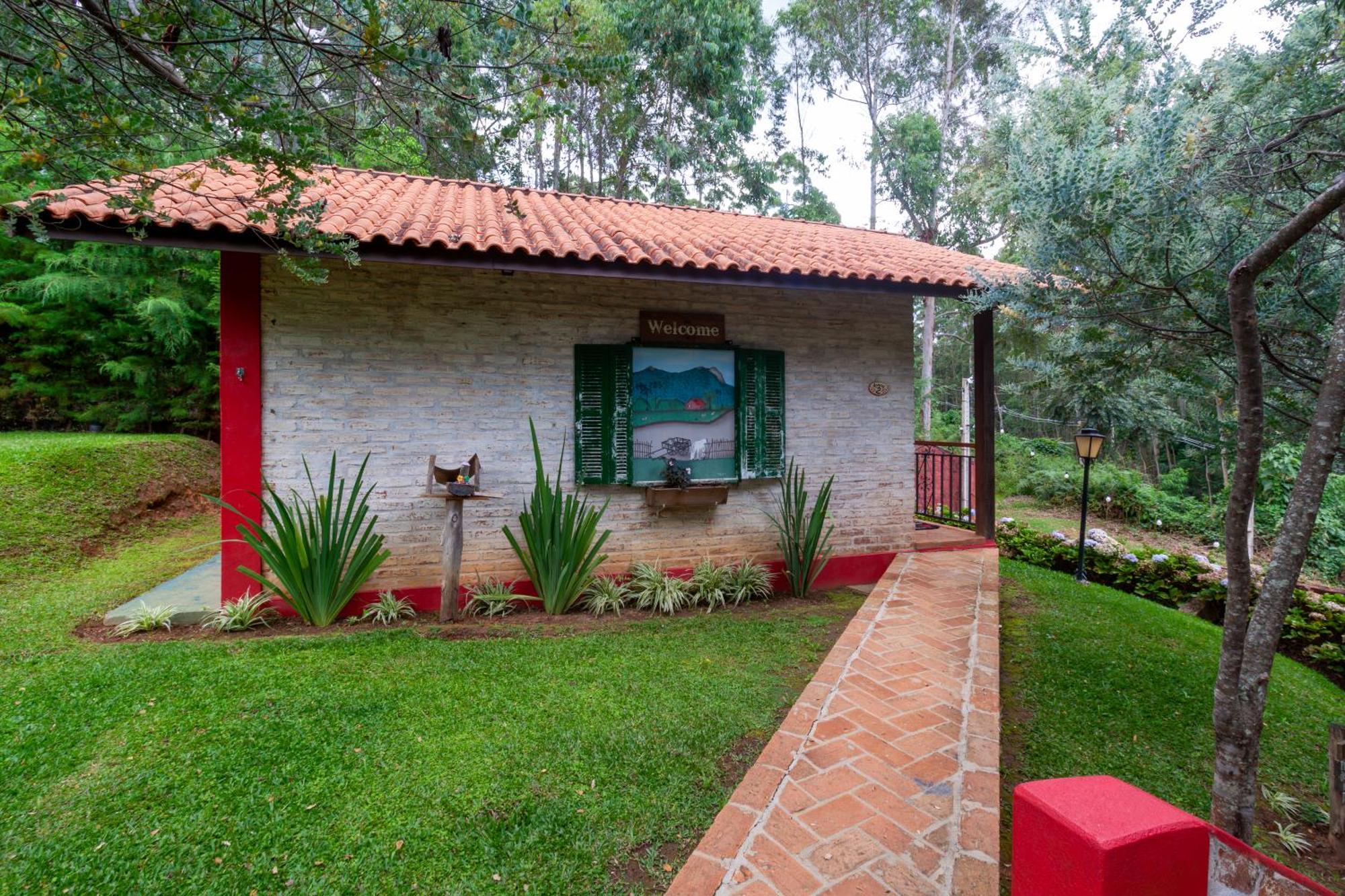 Pousada Das Acacias Camanducaia Esterno foto